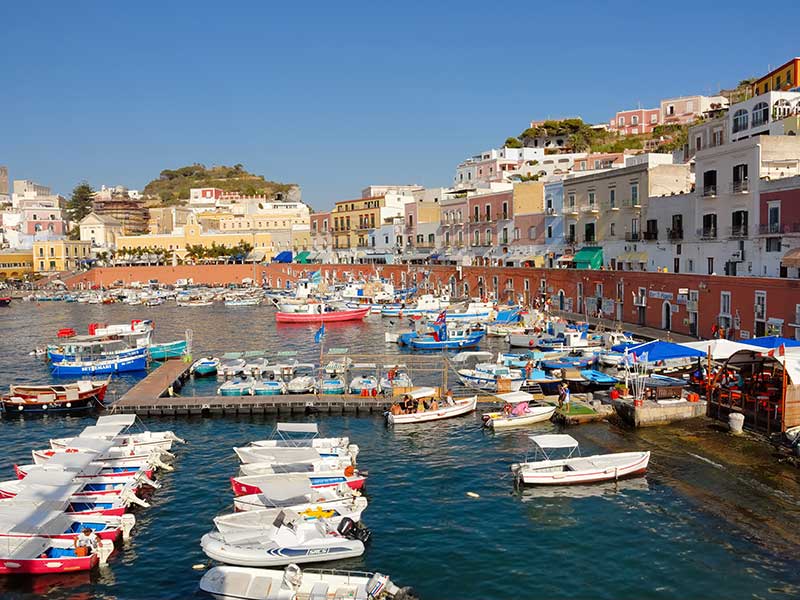 ponza veduta porto