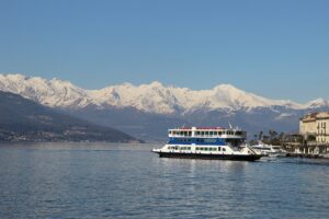 Navigare sul lago di Como