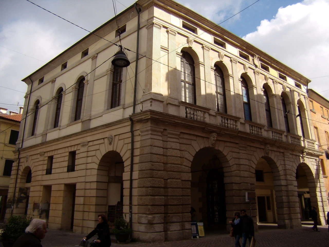 Palazzo Roncale, Rovigo