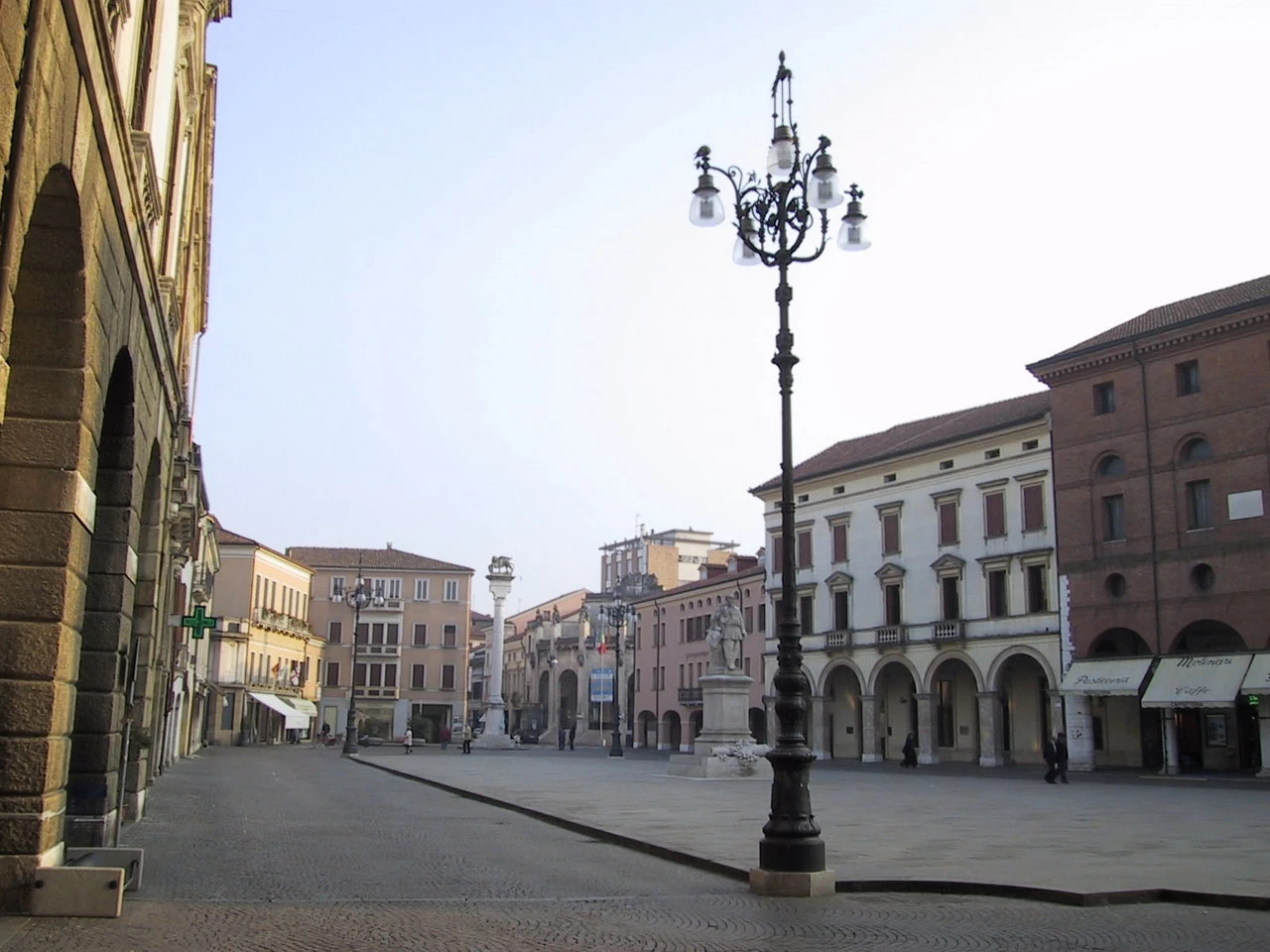 Rovigo, Piazza vittorio emanuele