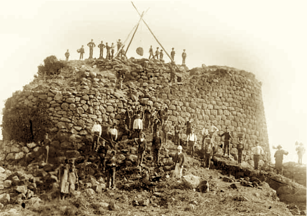 Nuraghe Losa primi scavi