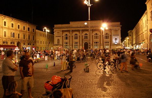 Pesaro: piazza del popolo